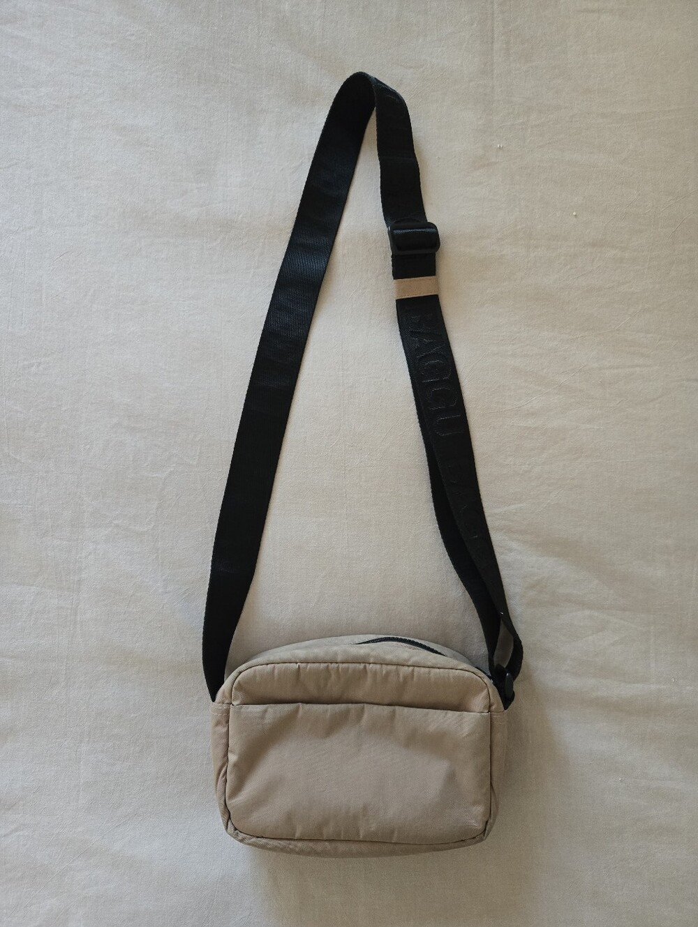 BAGGU Camera Crossbody Bag in Cocoa